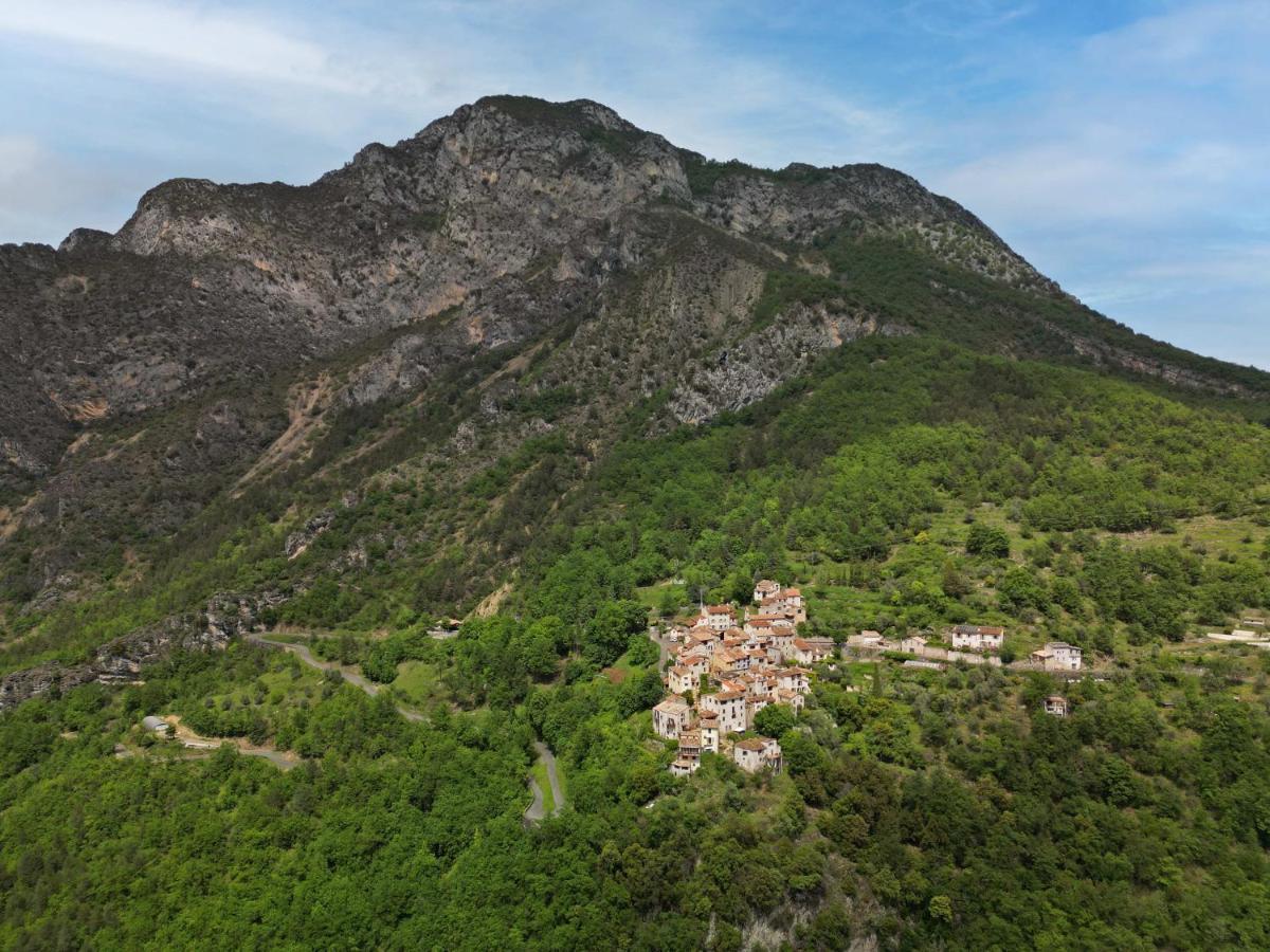 Hotel Auberge De Calendal Aiglun  Esterno foto